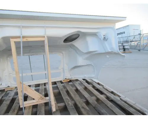 FREIGHTLINER Business Class M2 112 Hood