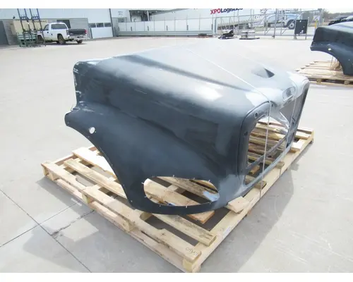 FREIGHTLINER Business Class M2 112 Hood