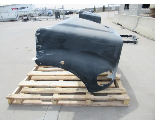 FREIGHTLINER Business Class M2 112 Hood