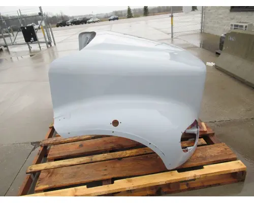 FREIGHTLINER Business Class M2 112 Hood