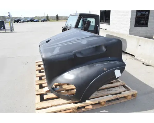 FREIGHTLINER Business Class M2 112 Hood
