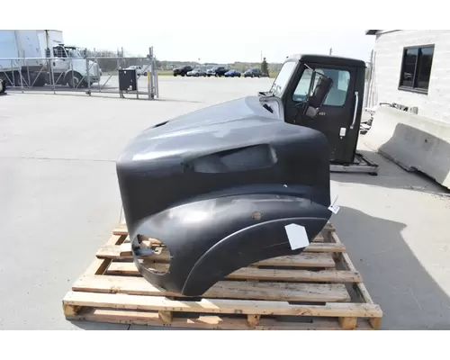 FREIGHTLINER Business Class M2 112 Hood