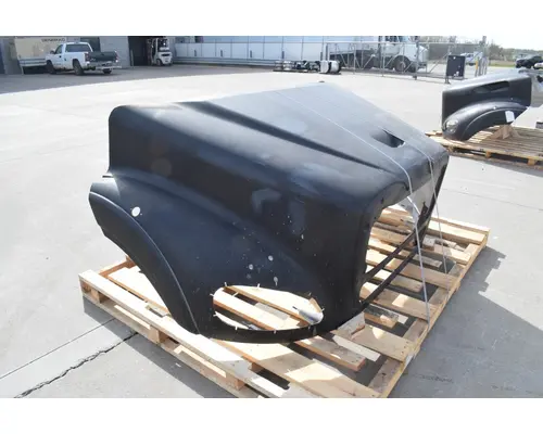 FREIGHTLINER Business Class M2 112 Hood