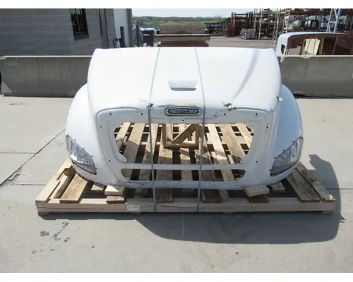 FREIGHTLINER Business Class M2 112 Hood