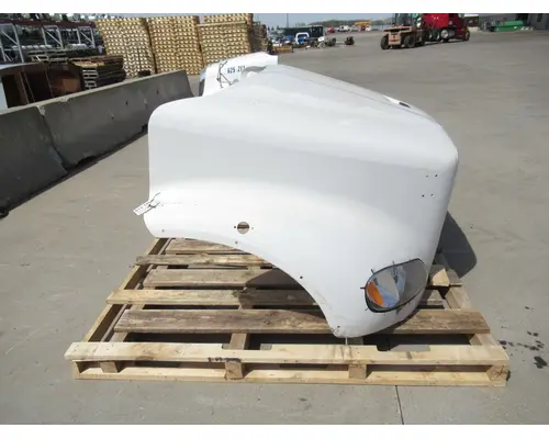 FREIGHTLINER Business Class M2 112 Hood
