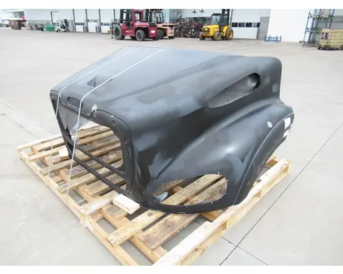 FREIGHTLINER Business Class M2 112 Hood