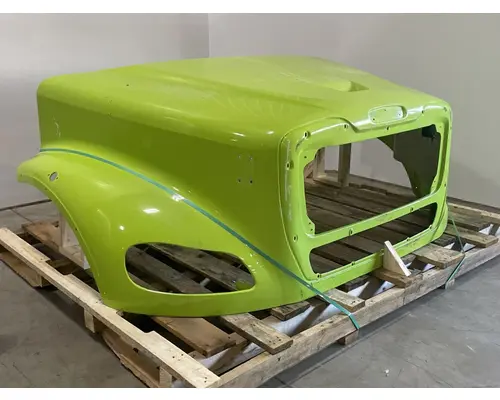 FREIGHTLINER Business Class M2 112 Hood