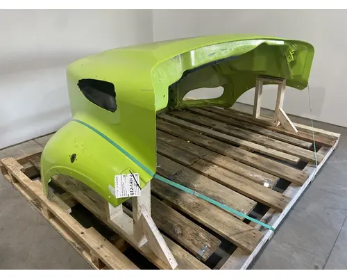 FREIGHTLINER Business Class M2 112 Hood