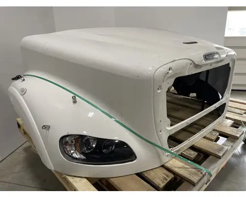 FREIGHTLINER Business Class M2 112 Hood