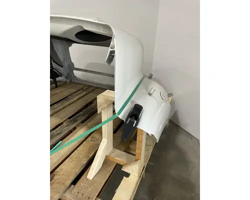 FREIGHTLINER Business Class M2 112 Hood