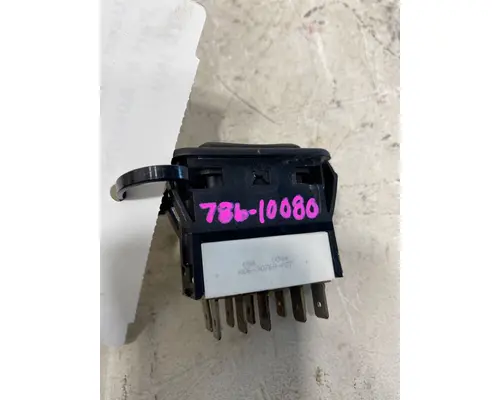 FREIGHTLINER Business Class M2 112 Miscellaneous Parts