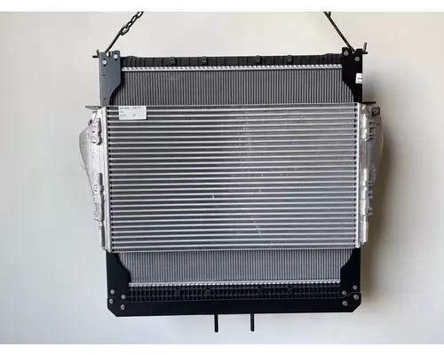 FREIGHTLINER Business Class M2 112 Radiator