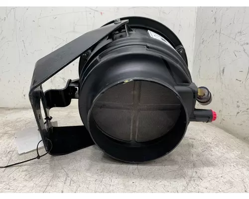 FREIGHTLINER Business Class M2 Air Cleaner
