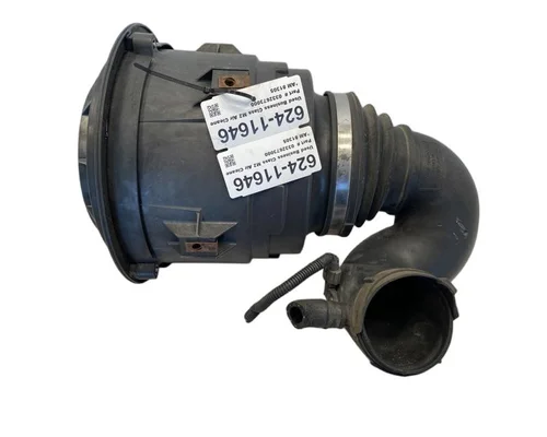 FREIGHTLINER Business Class M2 Air Cleaner