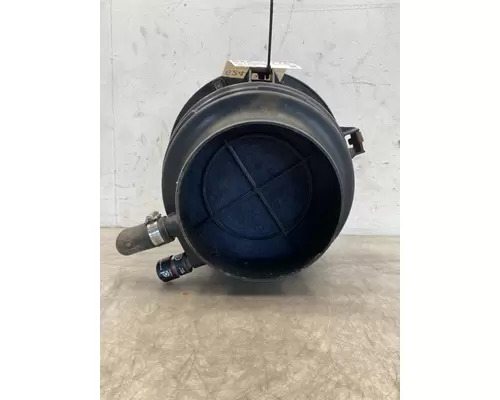 FREIGHTLINER Business Class M2 Air Cleaner