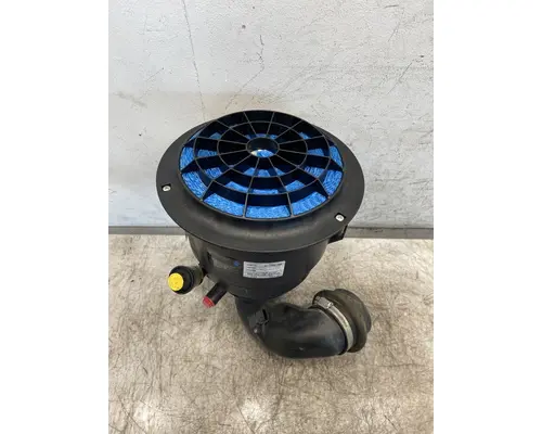 FREIGHTLINER Business Class M2 Air Cleaner