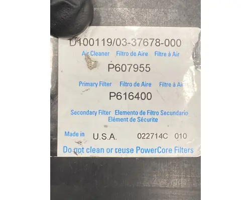 FREIGHTLINER Business Class M2 Air Cleaner