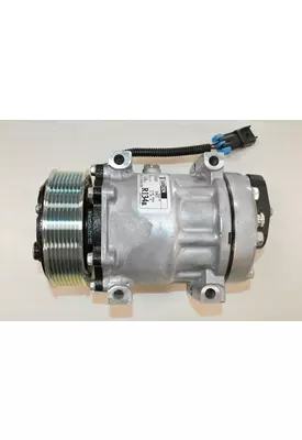 FREIGHTLINER Business Class M2 Air Conditioner Condenser