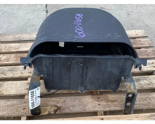 FREIGHTLINER Business Class M2 Battery Box