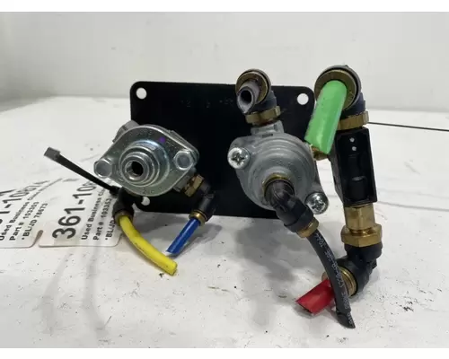 FREIGHTLINER Business Class M2 Brake Proportioning Valve