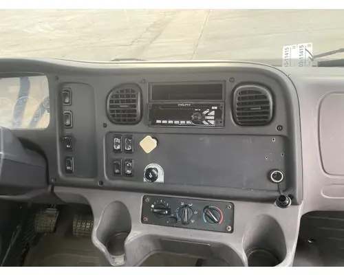 FREIGHTLINER Business Class M2 Cab