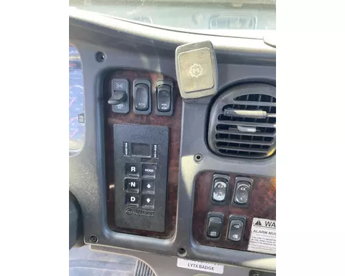 FREIGHTLINER Business Class M2 Cab