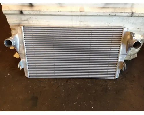 FREIGHTLINER Business Class M2 Charge Air Cooler (ATAAC)