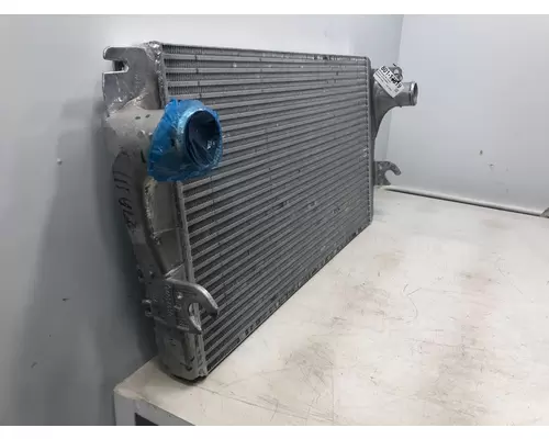 FREIGHTLINER Business Class M2 Charge Air Cooler (ATAAC)