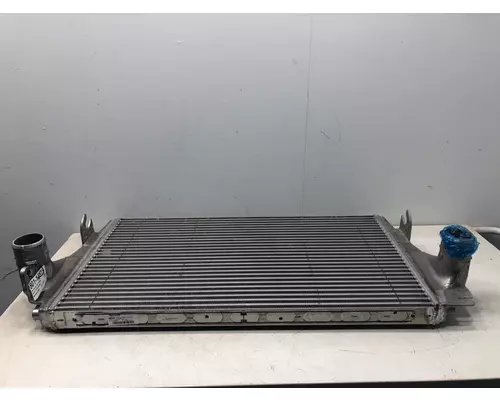 FREIGHTLINER Business Class M2 Charge Air Cooler (ATAAC)