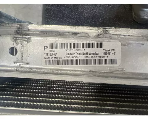 FREIGHTLINER Business Class M2 Charge Air Cooler (ATAAC)