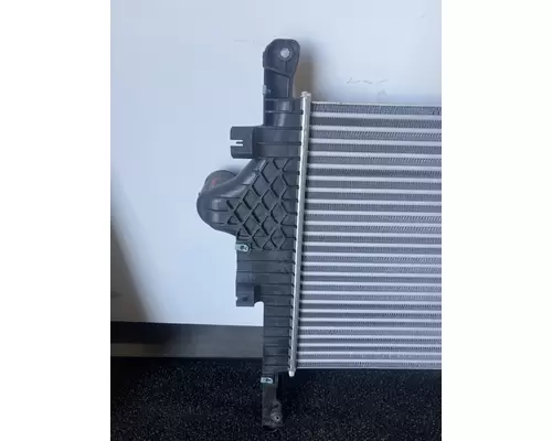 FREIGHTLINER Business Class M2 Charge Air Cooler (ATAAC)