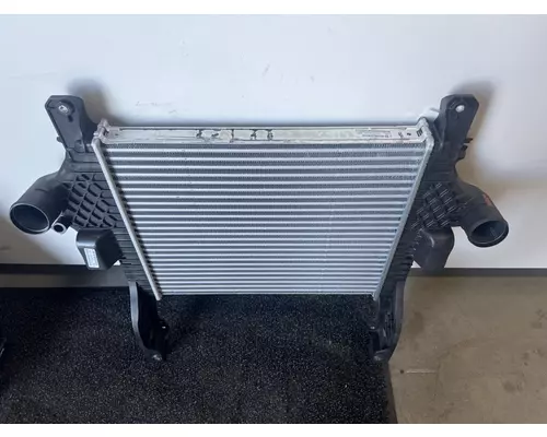 FREIGHTLINER Business Class M2 Charge Air Cooler (ATAAC)