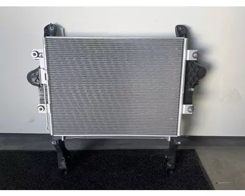 FREIGHTLINER Business Class M2 Charge Air Cooler