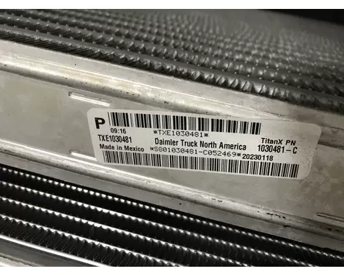 FREIGHTLINER Business Class M2 Charge Air Cooler