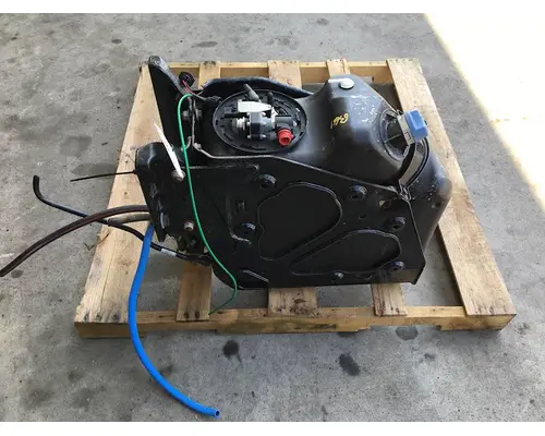 FREIGHTLINER Business Class M2 DPF (Diesel Particulate Filter)