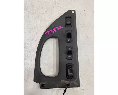 FREIGHTLINER Business Class M2 Dash  Console Switch