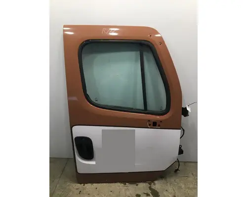 FREIGHTLINER Business Class M2 Door Assembly, Front