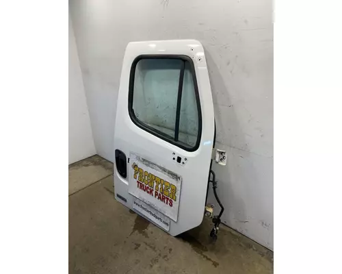 FREIGHTLINER Business Class M2 Door Assembly, Front