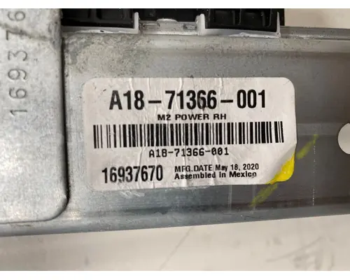 FREIGHTLINER Business Class M2 Door Window Regulator, Front