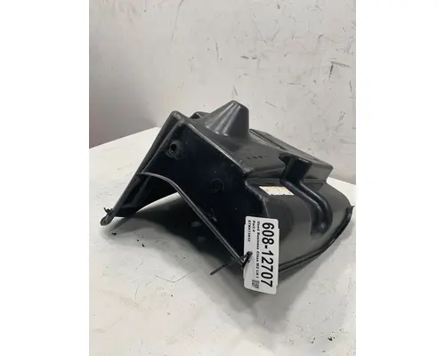 FREIGHTLINER Business Class M2 Fender Extension