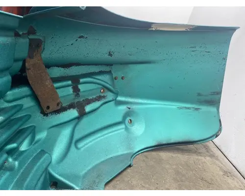 FREIGHTLINER Business Class M2 Fender Extension