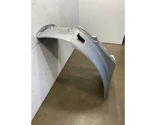 FREIGHTLINER Business Class M2 Fender Extension