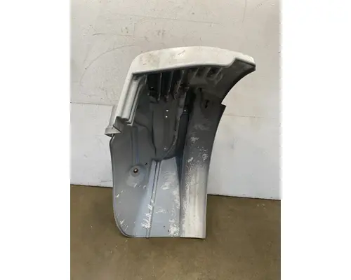 FREIGHTLINER Business Class M2 Fender Extension