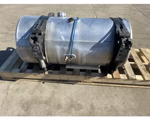 FREIGHTLINER Business Class M2 Fuel Tank