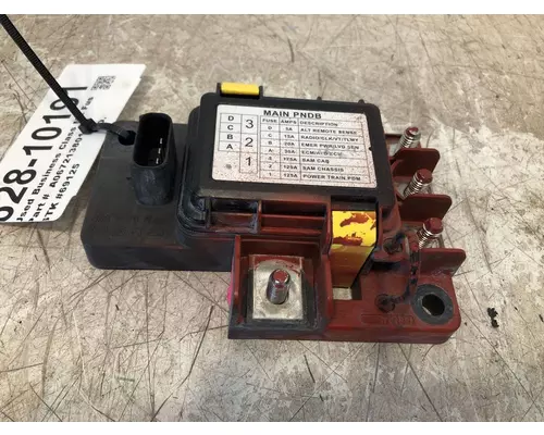 FREIGHTLINER Business Class M2 Fuse Box
