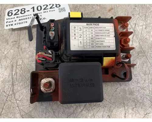 FREIGHTLINER Business Class M2 Fuse Box