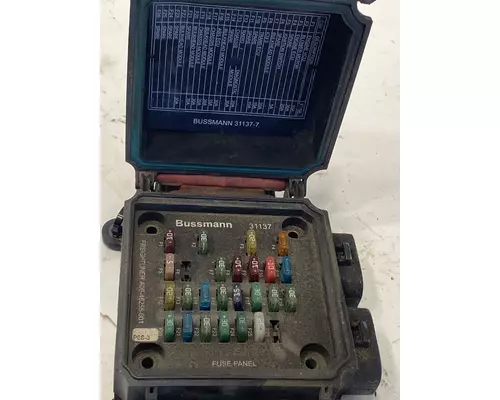FREIGHTLINER Business Class M2 Fuse Box