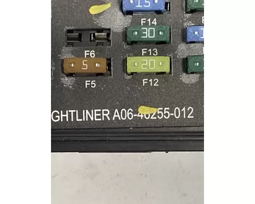 FREIGHTLINER Business Class M2 Fuse Box