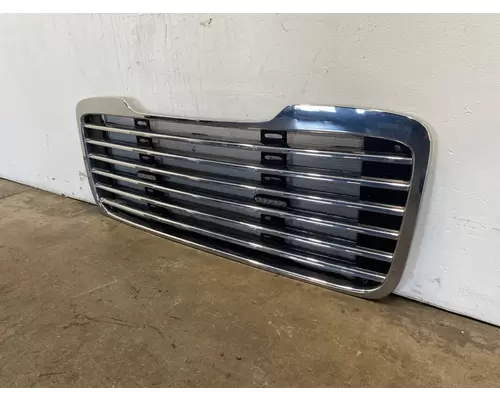 FREIGHTLINER Business Class M2 Grille