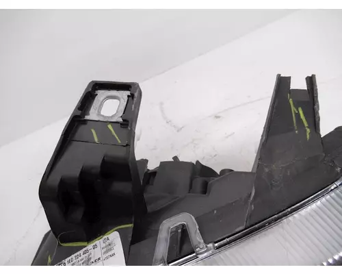 FREIGHTLINER Business Class M2 Headlamp Assembly